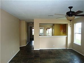 3rd image of 103 David Dr