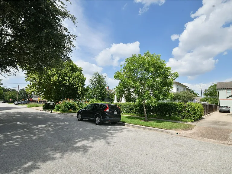 536 Columbia St #A — Photo 21