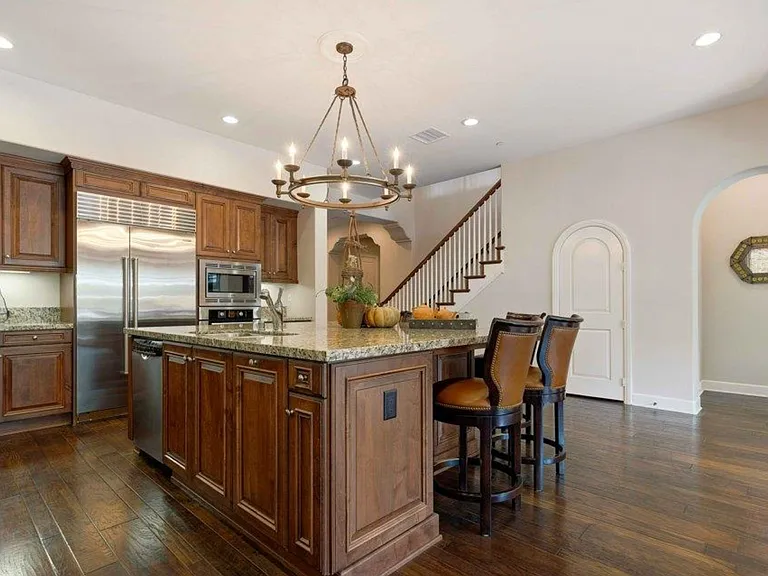8178 Lazy River Rd — Photo 3