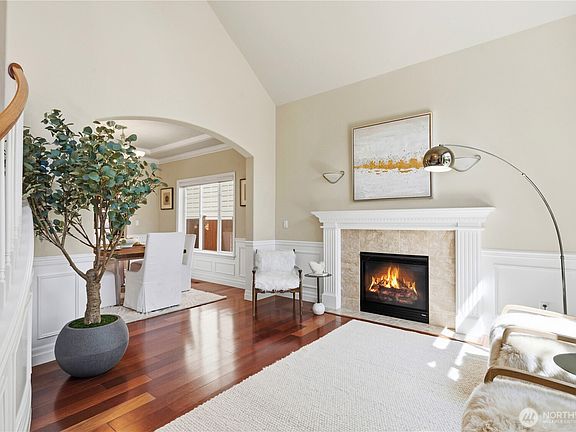 3rd image of 16105 Northup Way