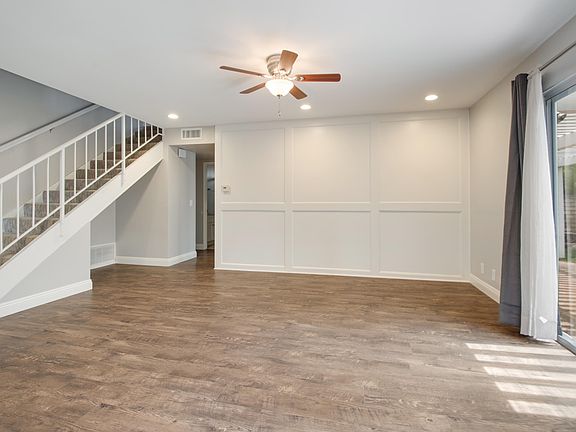 2nd image of 951 Sandpiper Cir