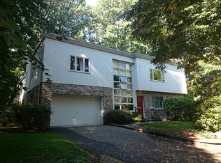 54 Hallwood Rd, Brookline, MA 02467