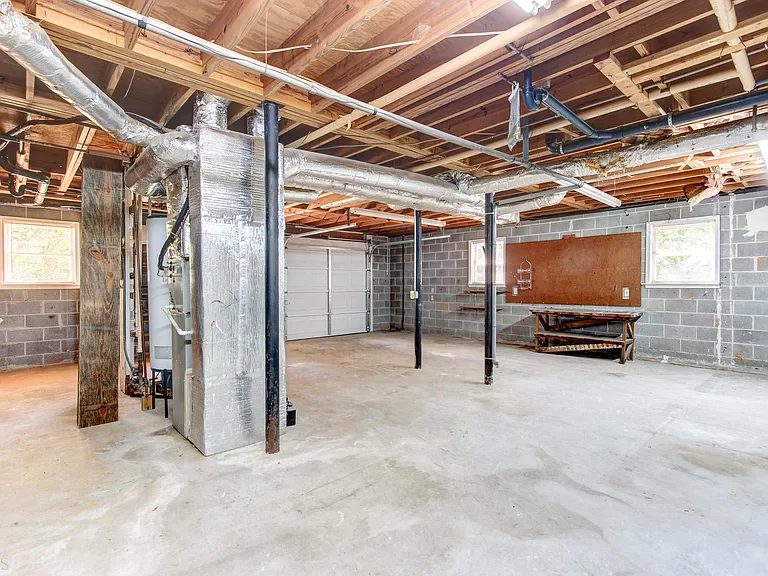 130 Aspen Way — Photo 39