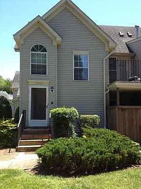 1st image of 2389 London Pointe Dr