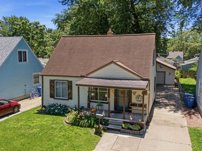 25073 Andover Dr, Dearborn Heights, MI, 48125