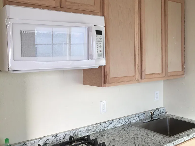 1614 Rumrill Blvd #D — Photo 3