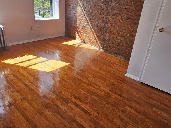 300 East 2nd Street image 2 of 23