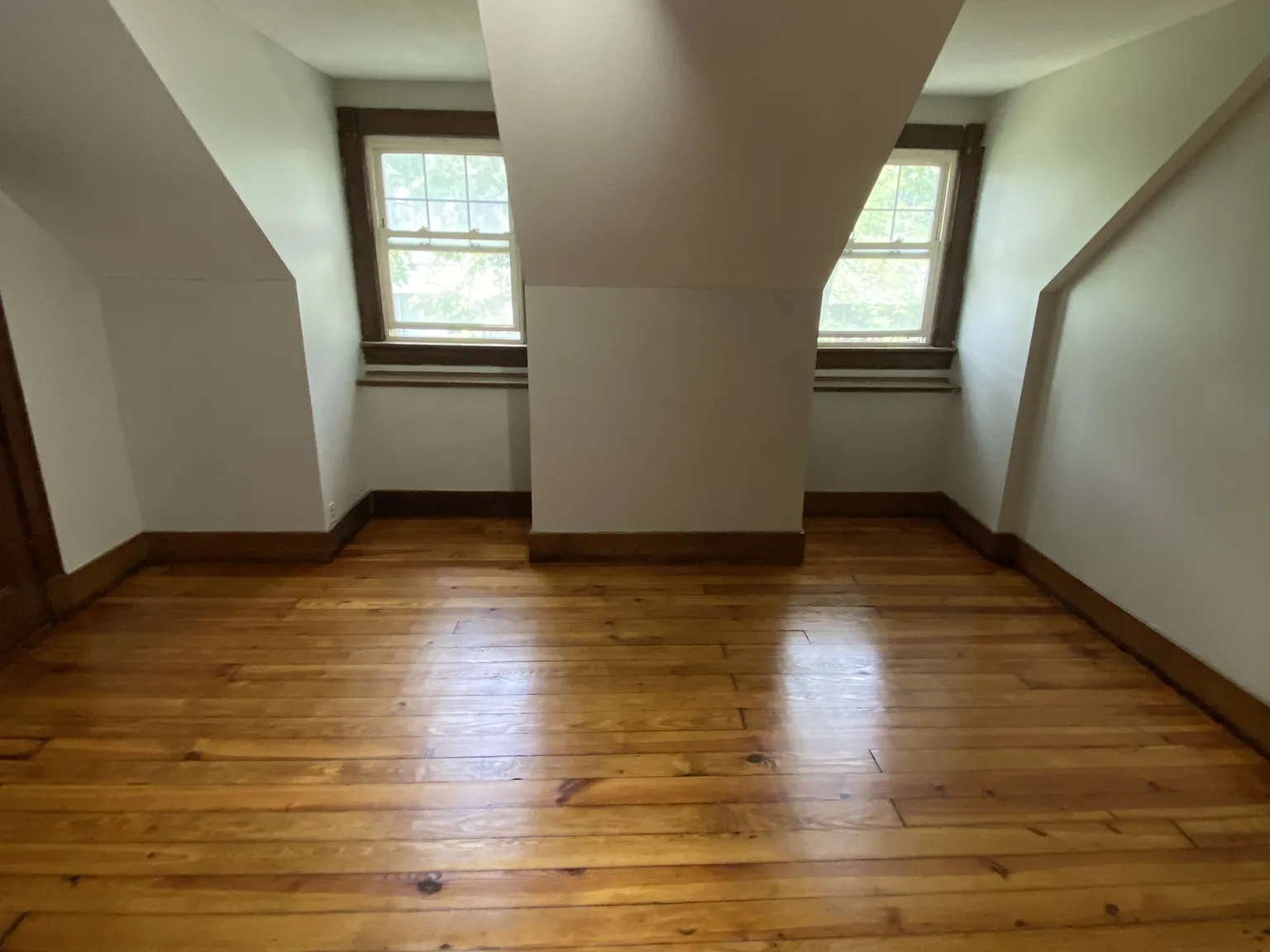 442-444 Farmington Avenue - 3W — Photo 4