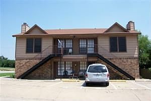 5th image of 8137 Foxfire Ln APT D