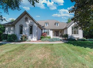 1322 Robin Ln, Racine, WI 53402