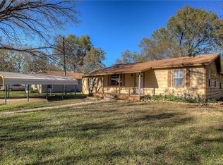 414 W Locust St, Campbell, TX 75422