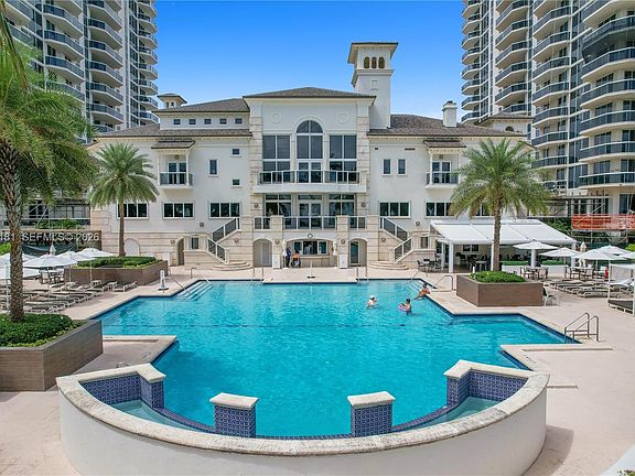 3rd image of 4775 Collins Ave APT 2208