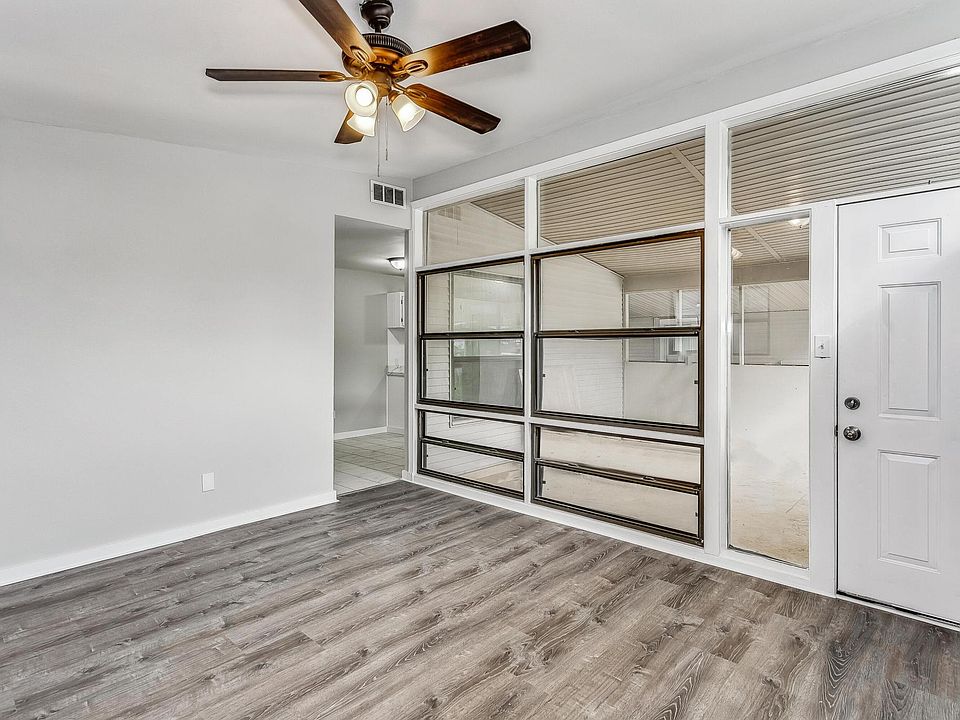 1st image of 926 Twinbrook Ave