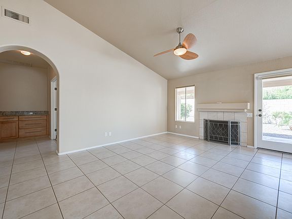 4th image of 16108 E Glendora Dr