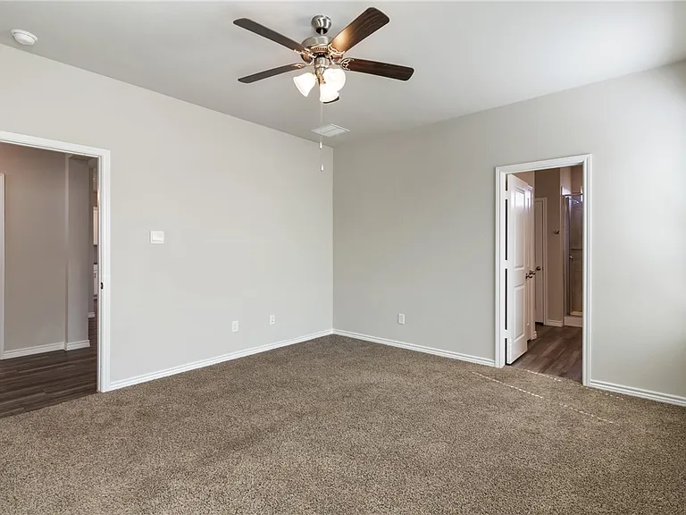 1160 Verona Dr — Photo 14