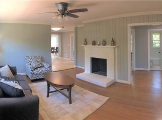 7170 Pine Hall Rd, Walnut Cove, NC 27052