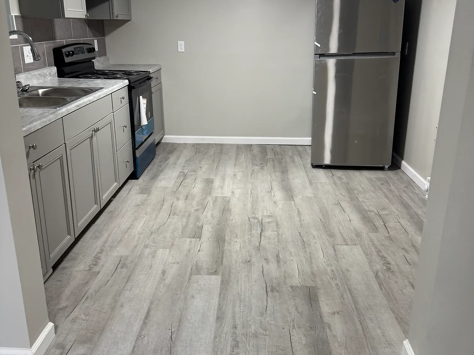 1100 W Norwegian St — Photo 2