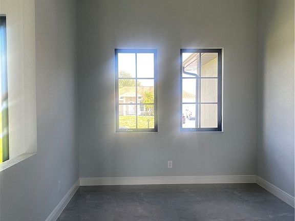 3rd image of 2210 NE 16th Place Cpe