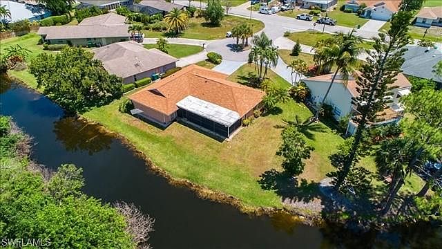 1st image of 1605 Gardenia Ln
