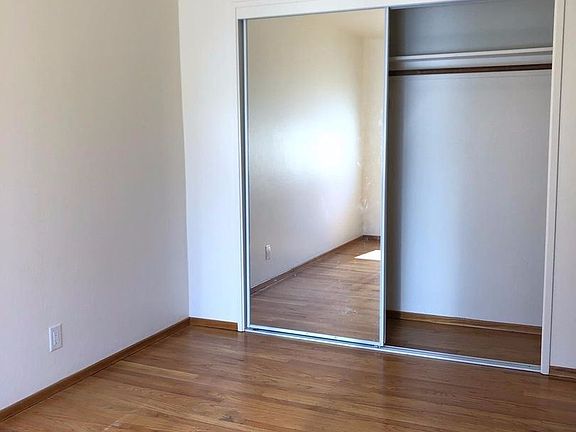 4th image of 833 Blair Ave APT 3