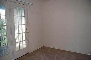 5th image of 822 Palo Duro Dr