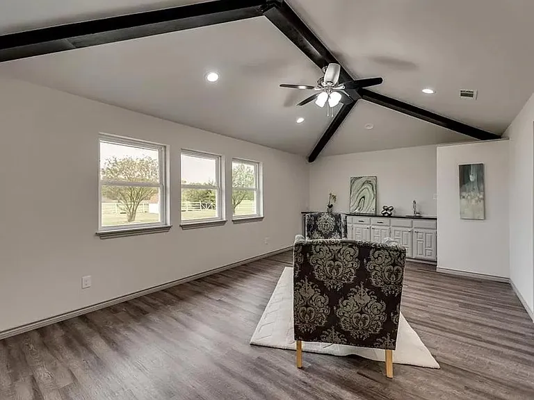 3403 County Road 1157 — Photo 8