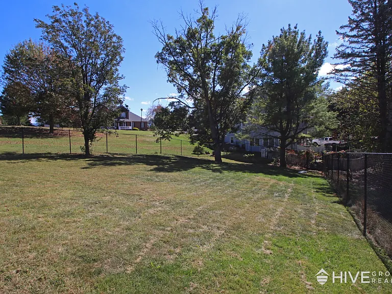 1041 Oak View Ct — Photo 27