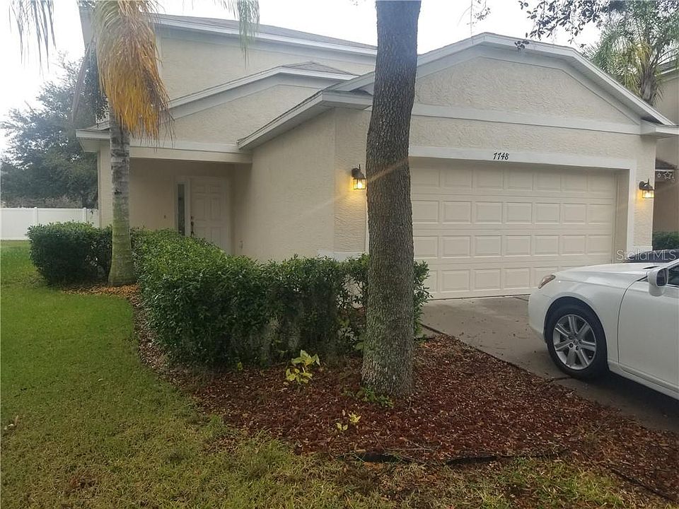 1st image of 7748 Carriage Pointe Dr
