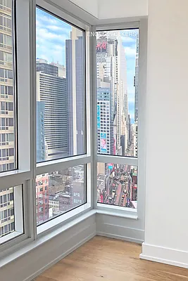 Rented by Engel & Völkers New York City | media 28