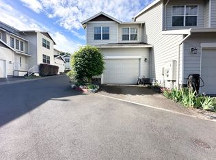 13869 SE Autumn Ridge Ter, Milwaukie, OR 97267