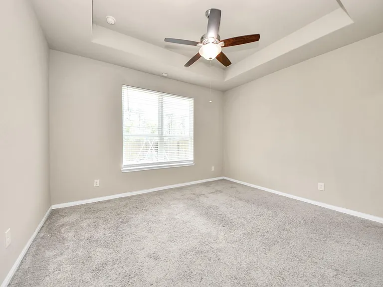 17630 Holroyd Rd — Photo 12