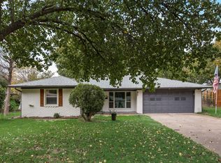 611 Ray Andra Dr, Desoto, TX