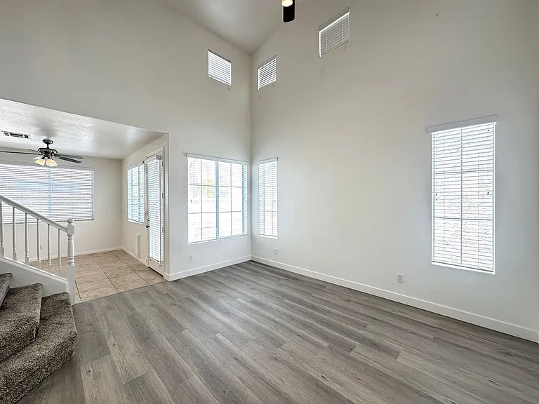 6056 Clear Sail Ct — Photo 5