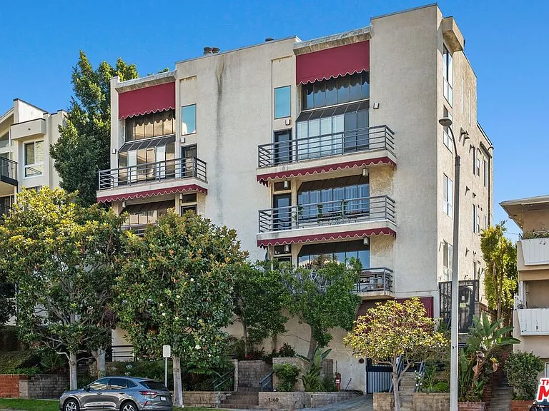 1360 S Beverly Glen Blvd #Penthouse 301 — Photo 41