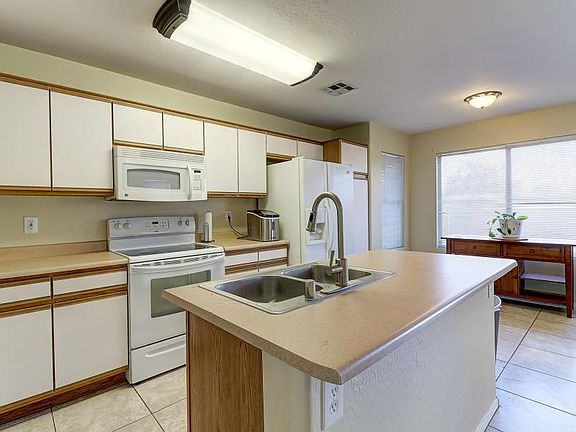 2nd image of 14211 N 150th Ave