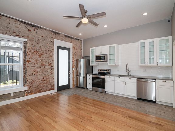3rd image of 1045 W 14th Ave APT 102