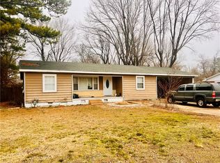 202 Saint George Ave, Berryville, AR 72616