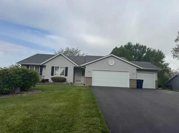 6638 Tipperary Trl, Roscoe, IL 61073