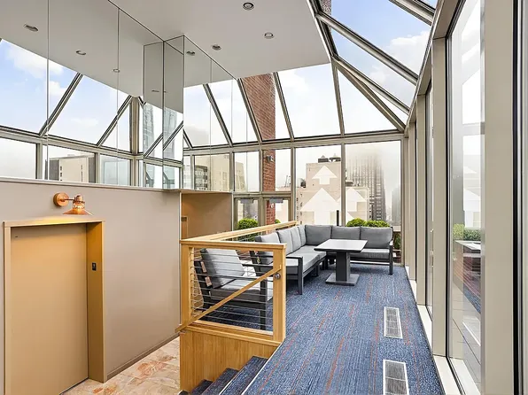 236 East 47th Street image 8 of 11