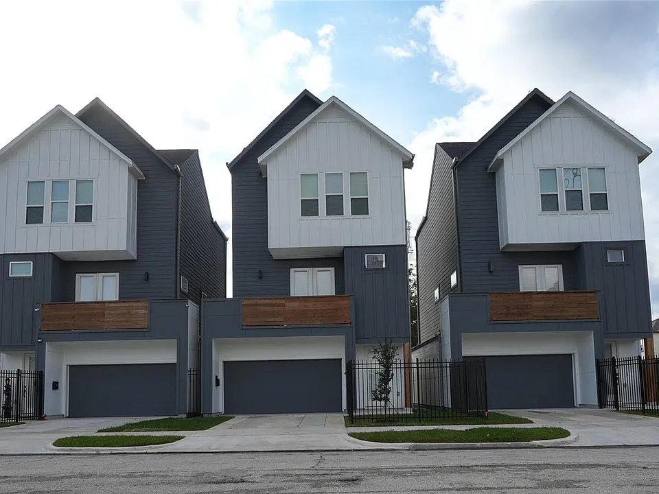 1614 Euel St