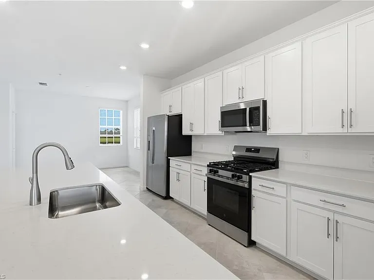 15918 Green Acres Ave #4521 — Photo 9