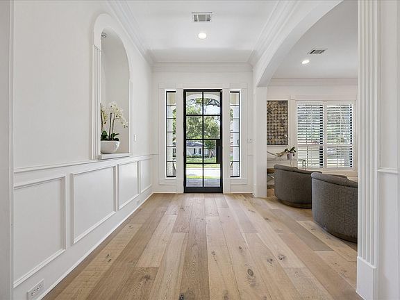 2nd image of 3807 Durness Way