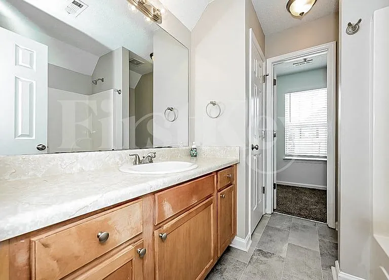11768 Registry Blvd — Photo 8