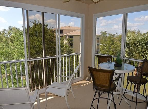 2nd image of 10350 Washingtonia Palm Way APT 4238
