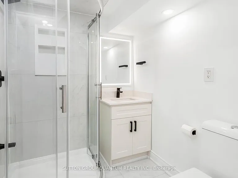 313 Ashbury Rd E #LOWER — Photo 16
