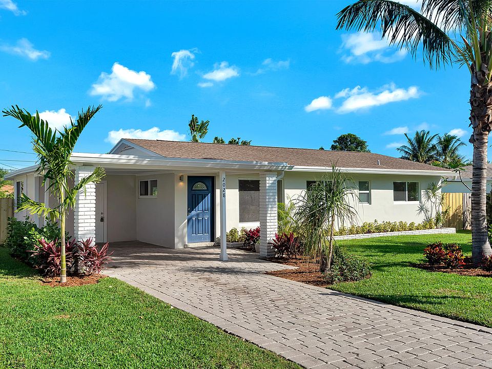 1st image of 2028 Collier Ave