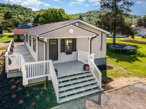 804 Oak St, Ripley, OH 45167
