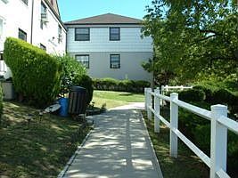 2nd image of 13501 Jewel Ave