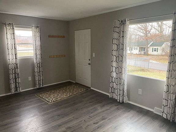 4th image of 825 Orlando Ave SE