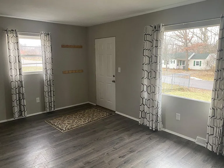825 Orlando Ave SE — Photo 4